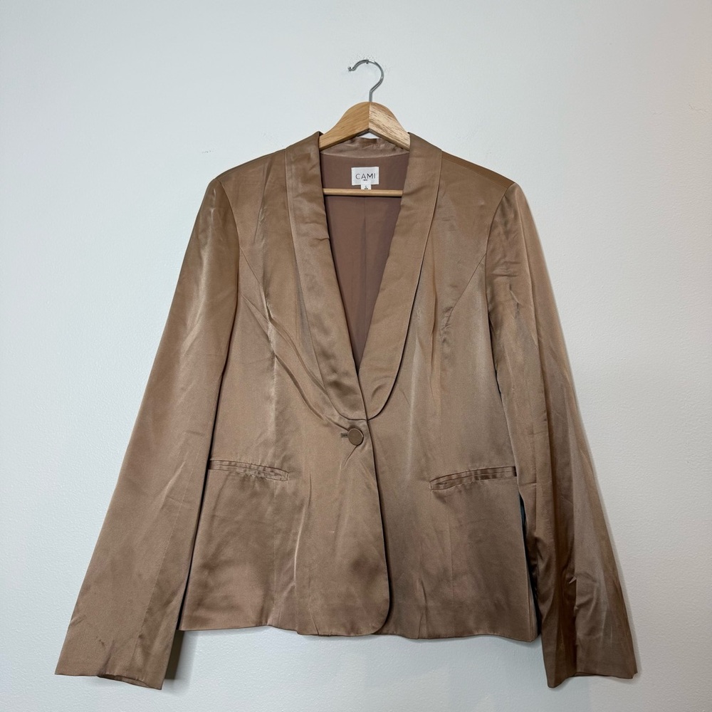 Revolve CAMI NYC 100% Silk Single Button Blazer size large in camel tan
